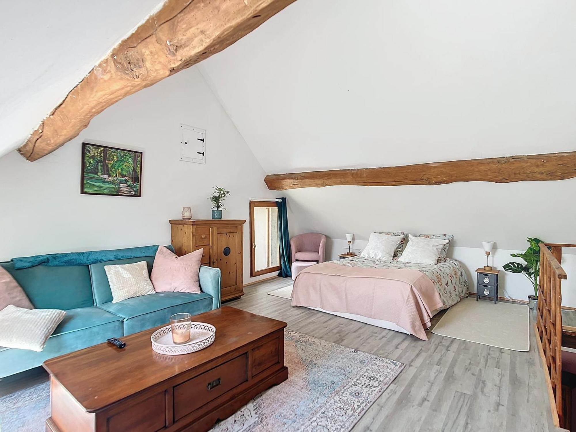 Charmante Maison Joux-la-Ville Luaran gambar