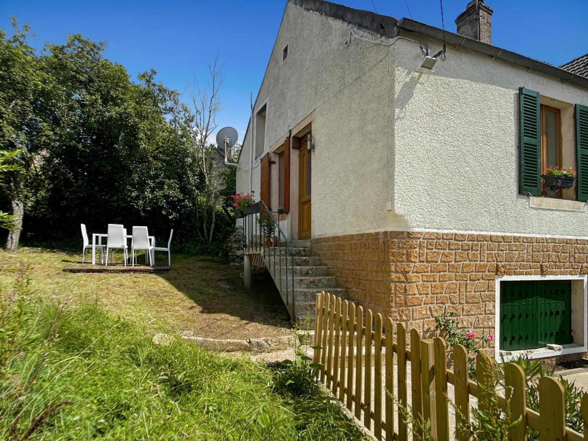 Charmante Maison Joux-la-Ville Luaran gambar